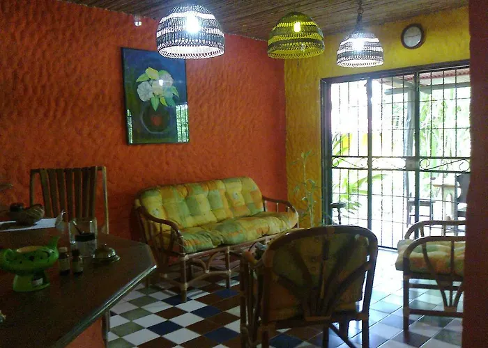 El Castillo Divertido Hotel
