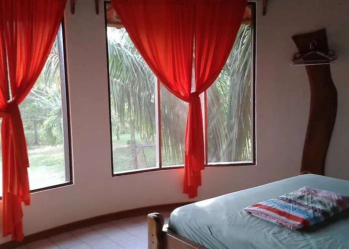 El Castillo Divertido Hotel
